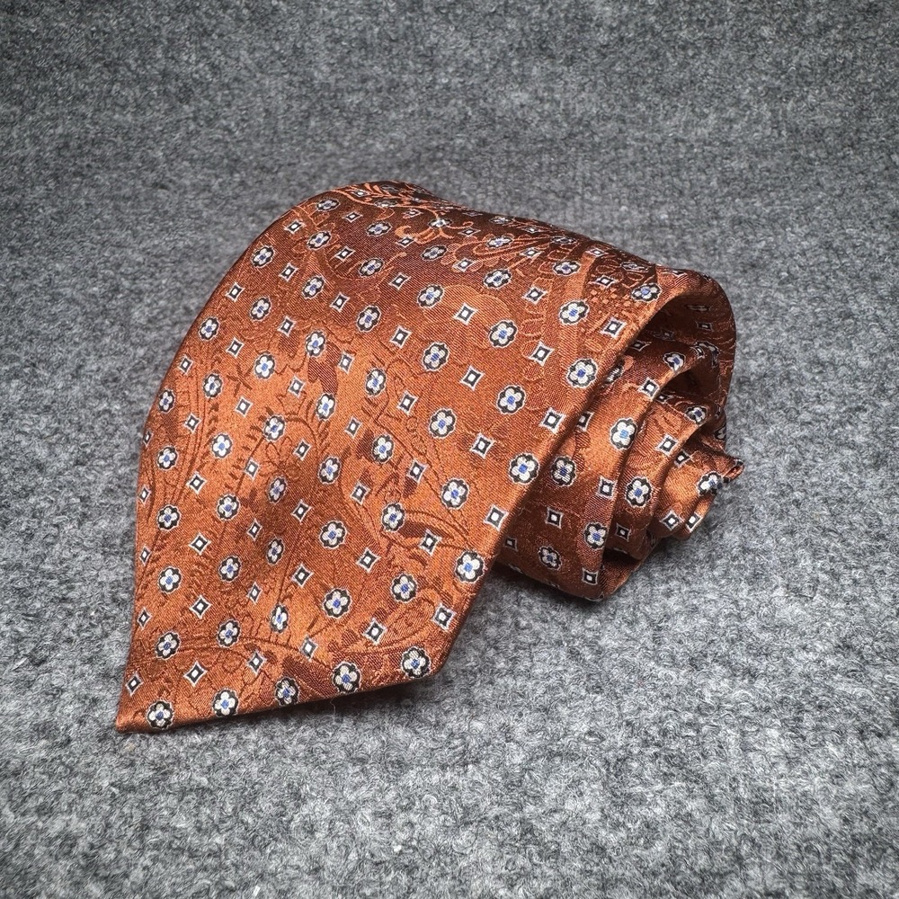 Brioni Silk Necktie Paisley Floral Reflective Pattern Luxury‎ Handmade in Italy